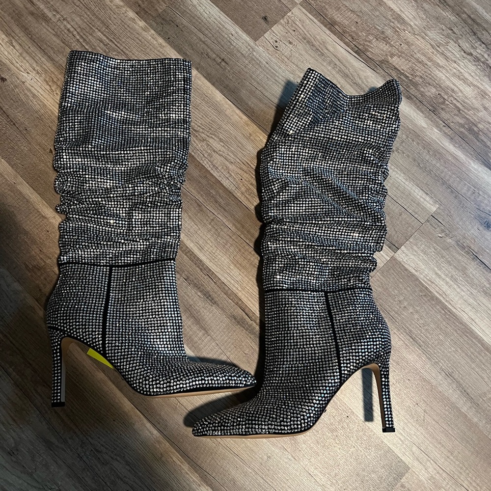 New never worn Gianni Bini sparkling Black and Silver Boots